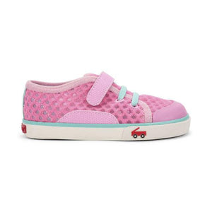 See Kai Run Saylor Girls Casual Shoes (Water Friendly/Machine Washable) - ShoeKid.ca