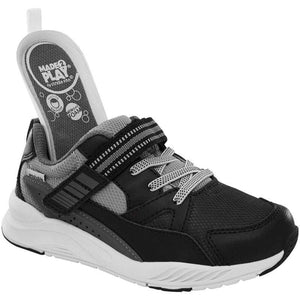 Stride Rite Made2Play Journey Adaptable Boys Sneaker (Extra Wide) Washable - ShoeKid.ca